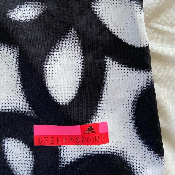 Adidas racer back tank and shorts - Picture 3 of 6
